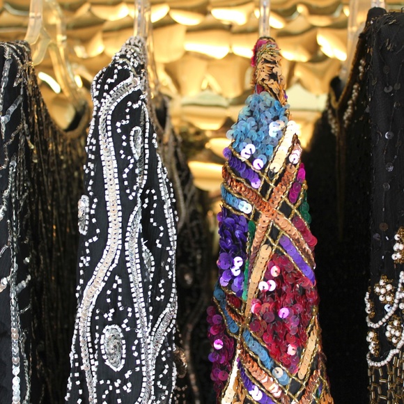 Hi, Lauren here. Self Proclaimed Sequin Whore. - Picture 4 of 4